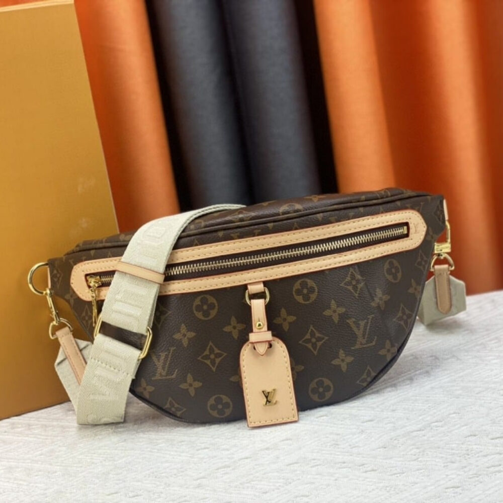 Alternative view of Louis Vuitton High Rise BumBag 38cm M46784