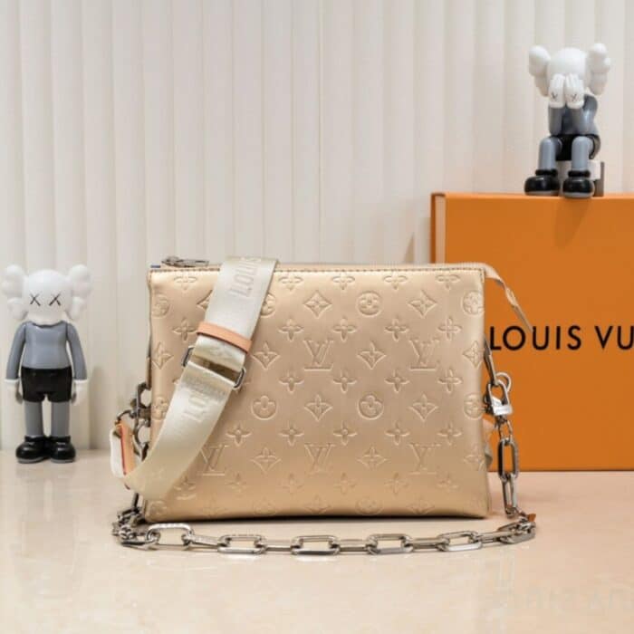 Louis Vuitton Bolso Coussin PM Golden 26cm M59278 - Image 2