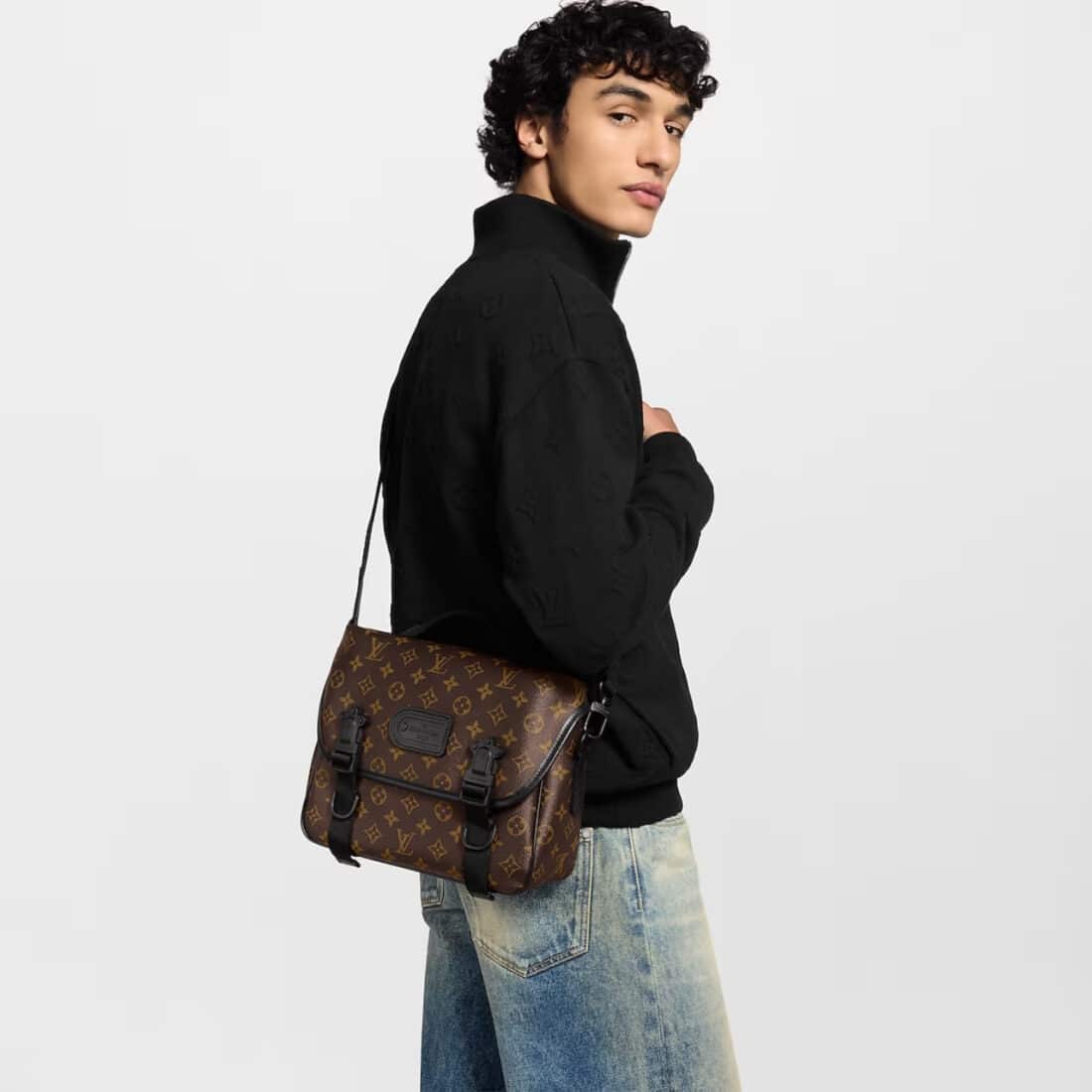 Super Vip 1:1 – Louis Vuitton LV Trail Messenger Bag Monogram Macassar Brown 31Cm M46972 - Image 10