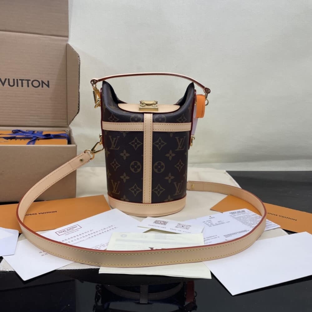 Alternative view of Super Vip 1:1 – Louis Vuitton Duffle Monogram Coated Canvas Beige 22Cm M43587