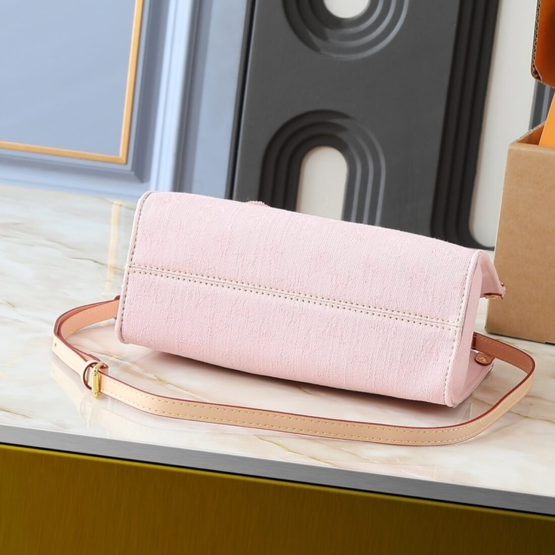 Louis Vuitton Onthego PM Denim Pink 25Cm - Image 5