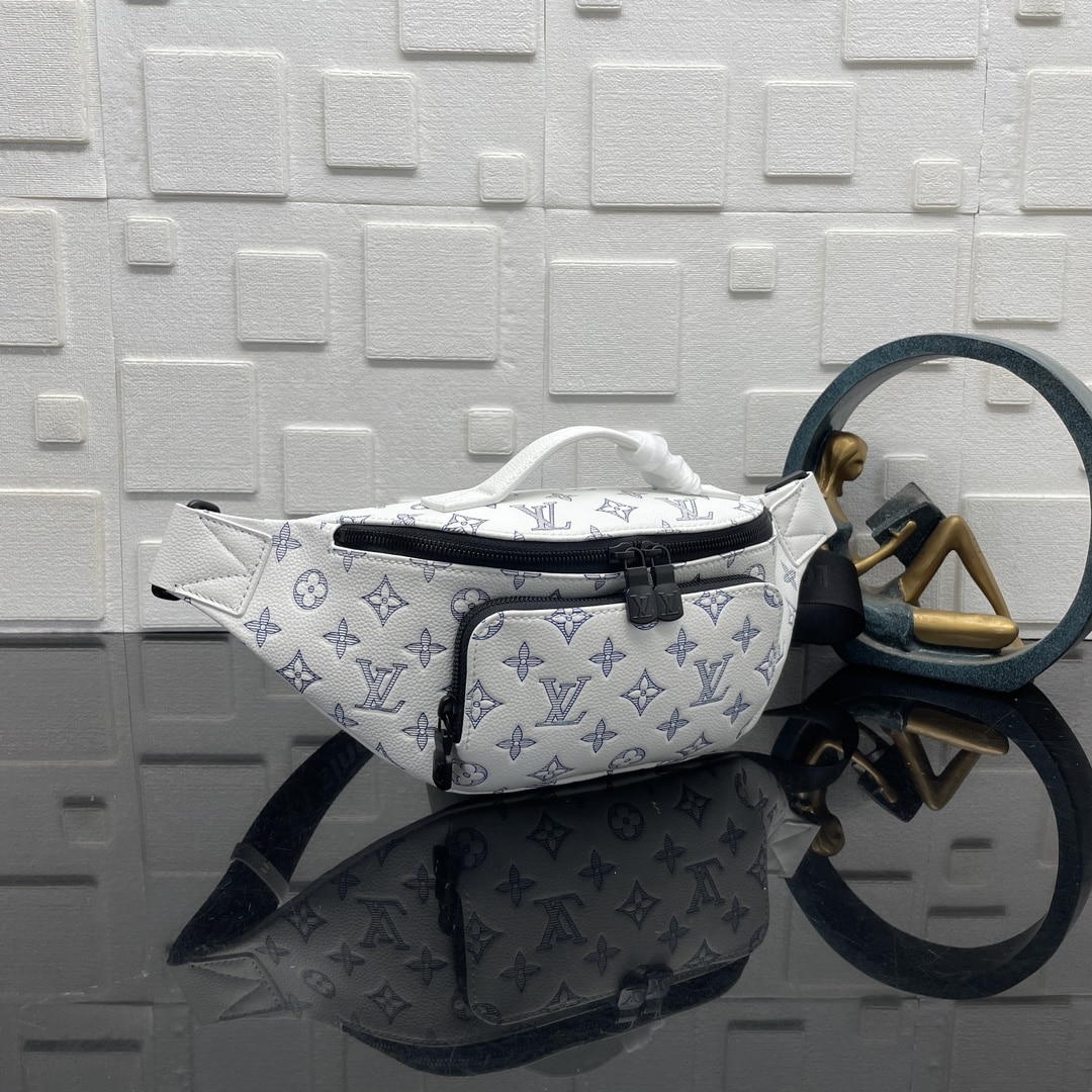 Super Vip 1:1 – Louis Vuitton Rush Bumbag White 30Cm M25227 - Image 3