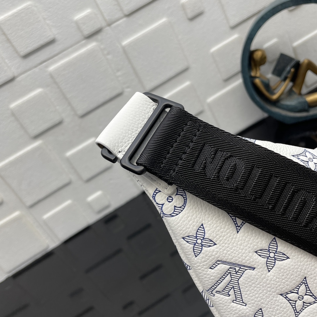 Super Vip 1:1 – Louis Vuitton Rush Bumbag White 30Cm M25227 - Image 6