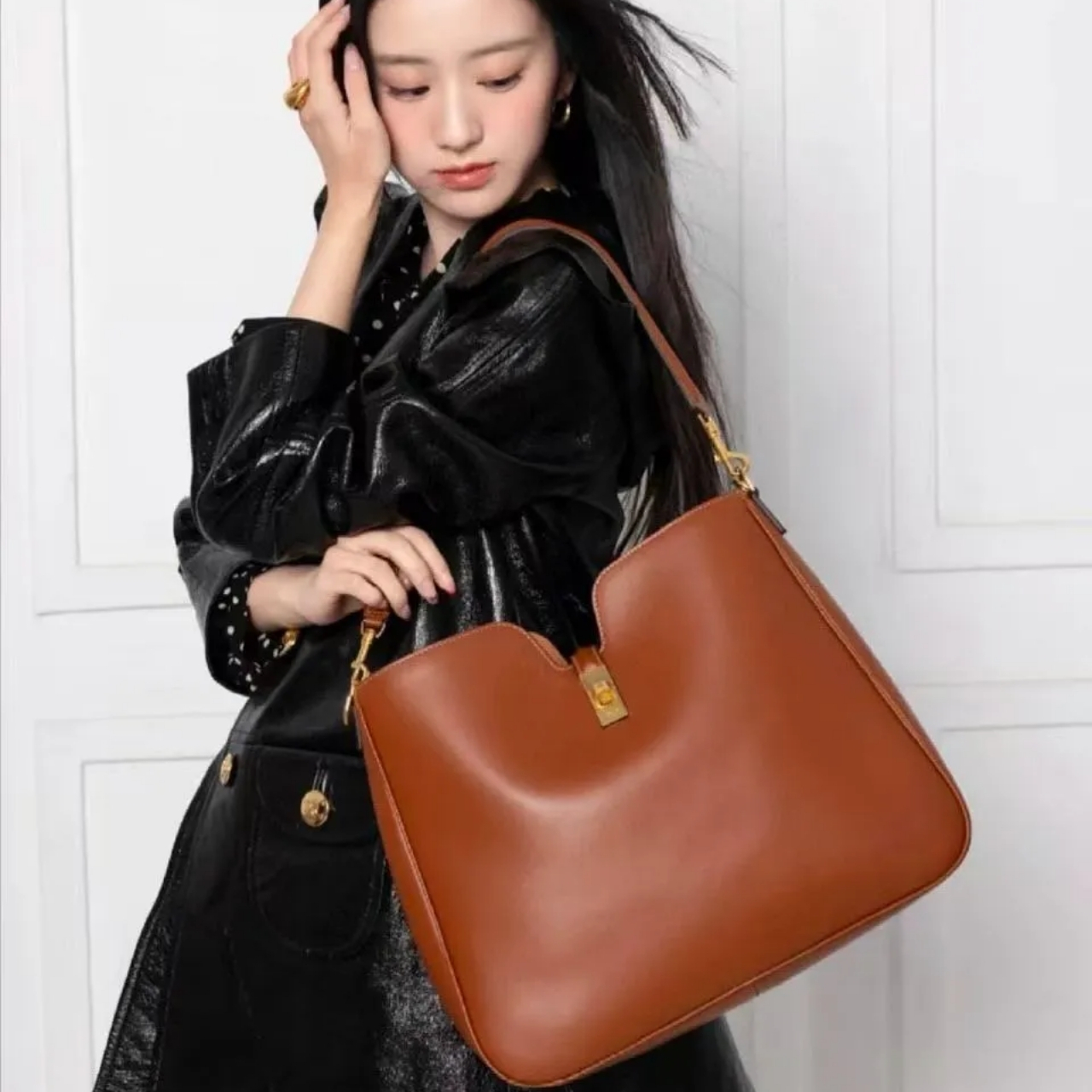 Louis Vuitton Large Hobo Bag Brown 36Cm - Image 8