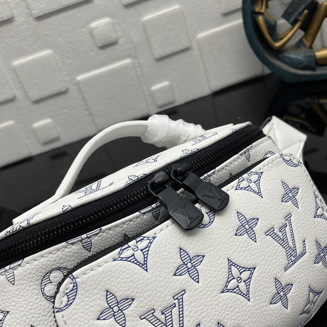 Super Vip 1:1 – Louis Vuitton Rush Bumbag White 30Cm M25227 - Image 4