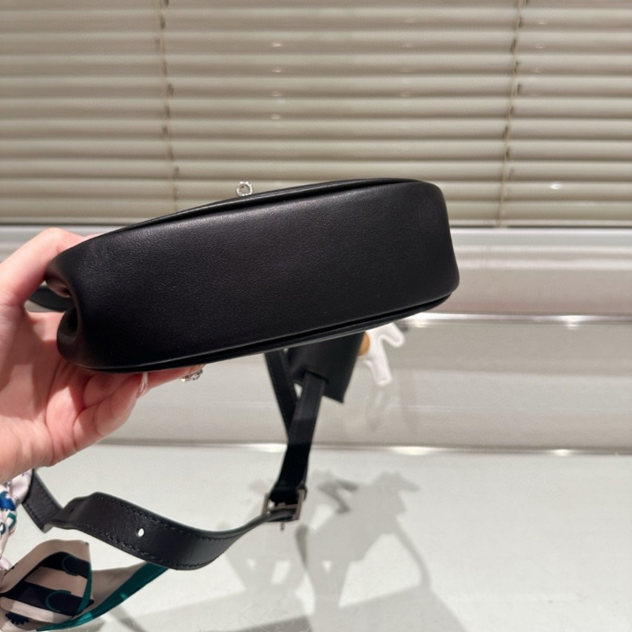 Hermes Kelly Moove Swift Silver Hardware Black 17Cm - Image 5