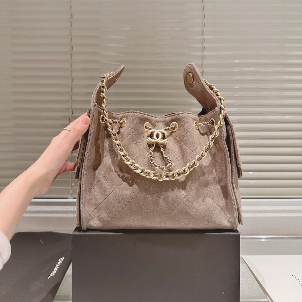 Chanel 25 Small Handbag Gold Tone Metal Light Gray 26Cm - Image 8