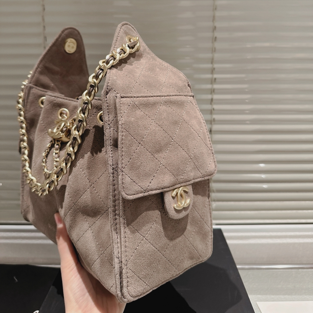 Chanel 25 Small Handbag Gold Tone Metal Light Gray 26Cm - Image 6