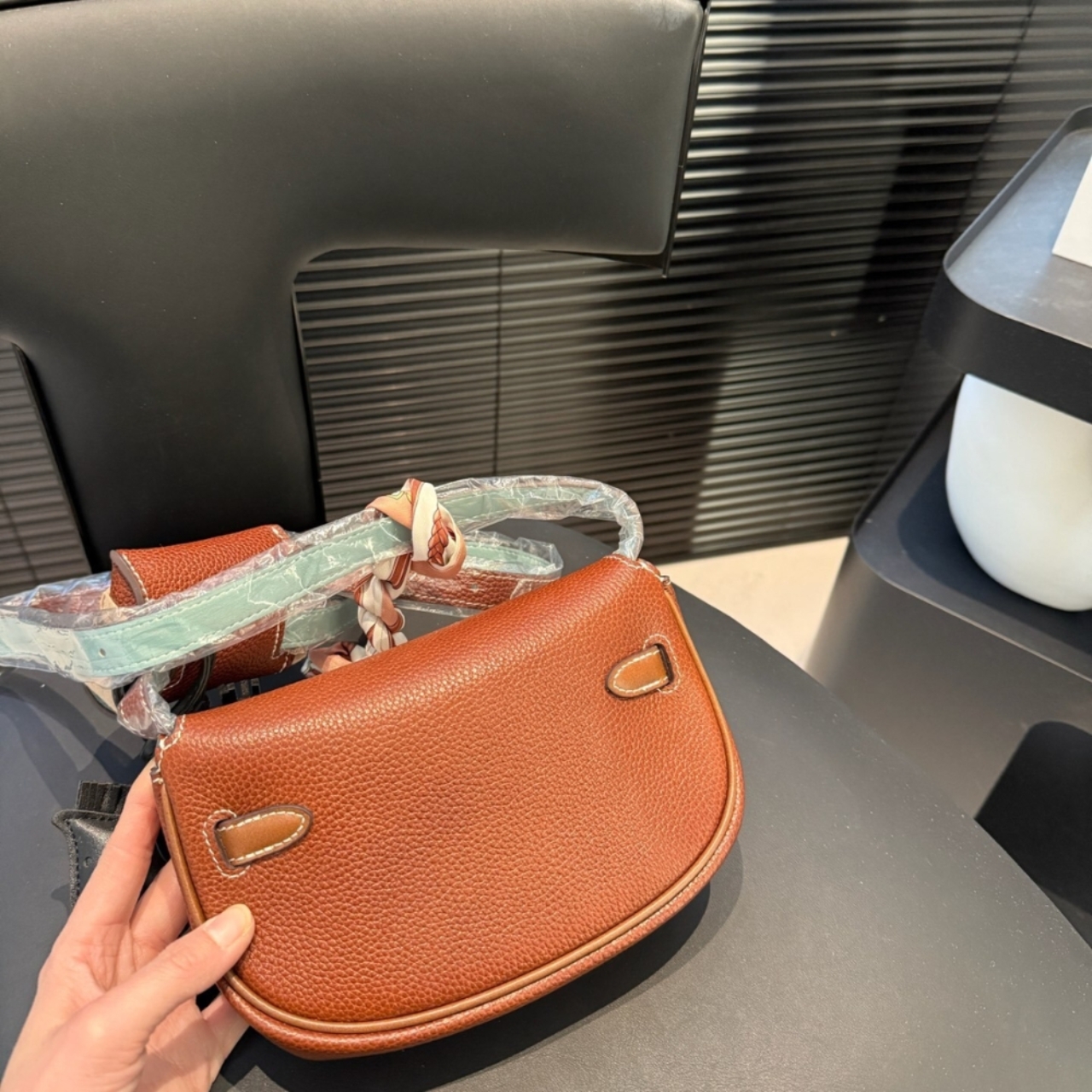 Hermes Kelly Moove Swift Silver Hardware Orange 20Cm - Image 5