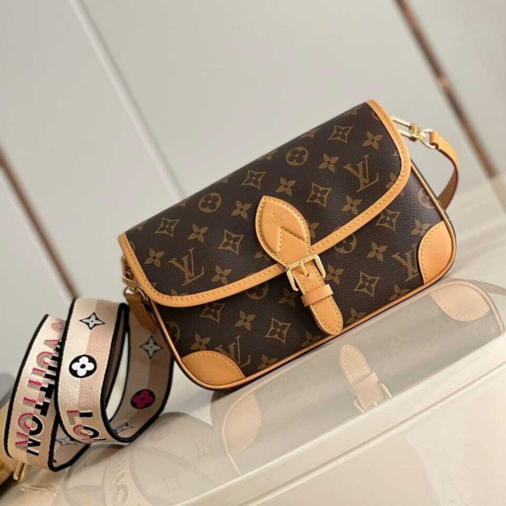 Alternative view of Super Vip 1:1 - Louis Vuitton Diane Brown 23cm M45985