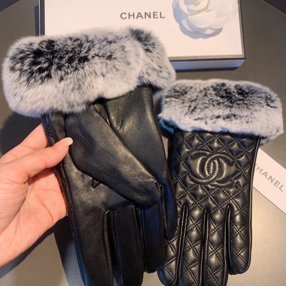 Chanel Classic Gloves Black - Image 7