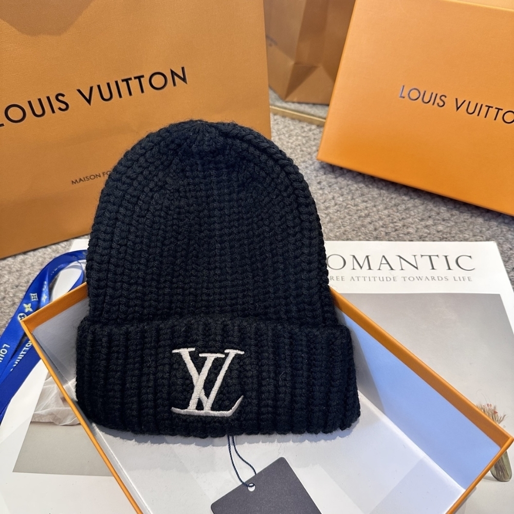Louis Vuitton Only LV Beanie Black M77277 - Image 3
