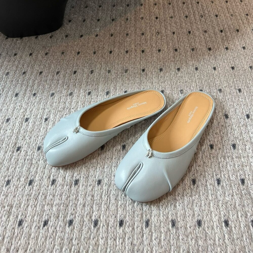 Alternative view of Super Vip 1:1 - Maison Margiela Tabi Ballerina Mule Blue