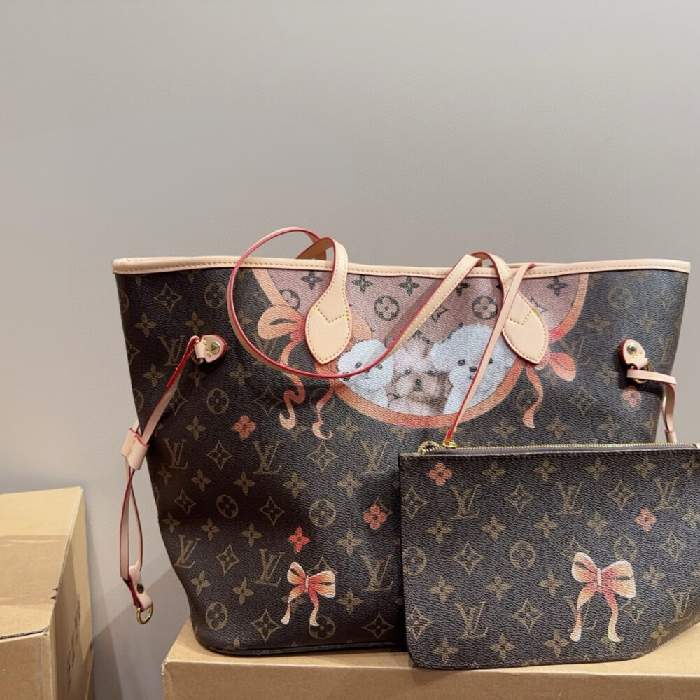 Alternative view of Louis Vuitton Neverfull MM Tote Monogram Canvas With Puppies 31Cm