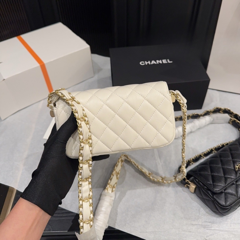 Chanel Phone Holder with Chain Aged Leather White 18cm AP3570 B14306 10601 - Image 3