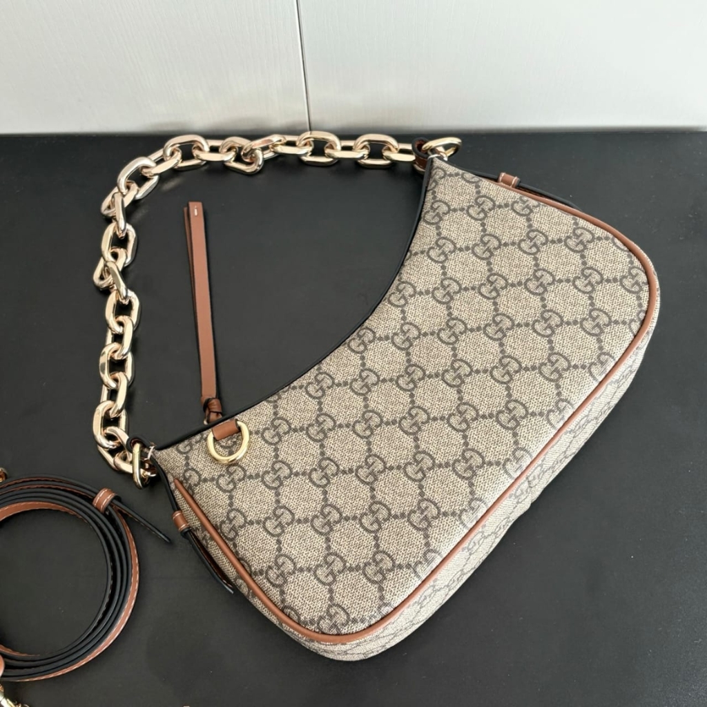 Gucci GG Emblem Small Shoulder Bag Beige And Dark Brown 24Cm 847447 FAD6L 9758 - Image 5