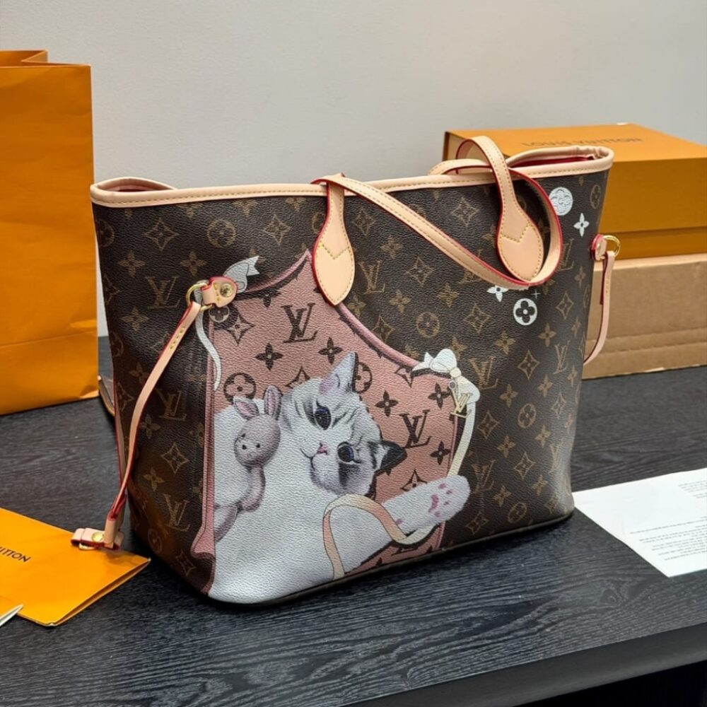 Louis Vuitton Neverfull MM Tote Monogram Canvas With Puppies 31Cm - Image 6