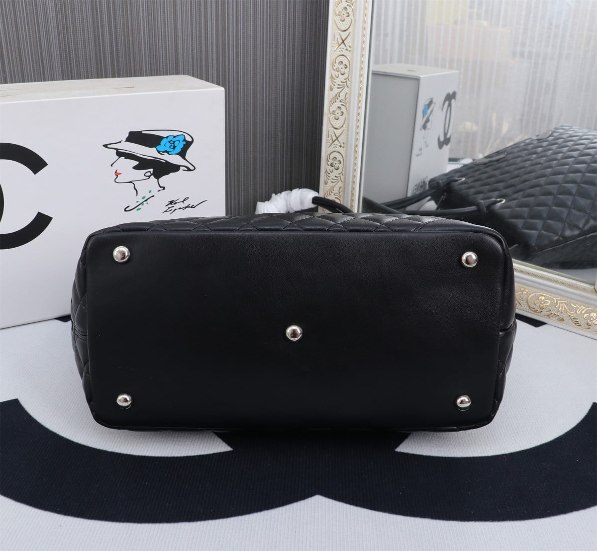 Chanel Cambon Line Large Tote Bag In Black 41Cm A25169 - Image 9