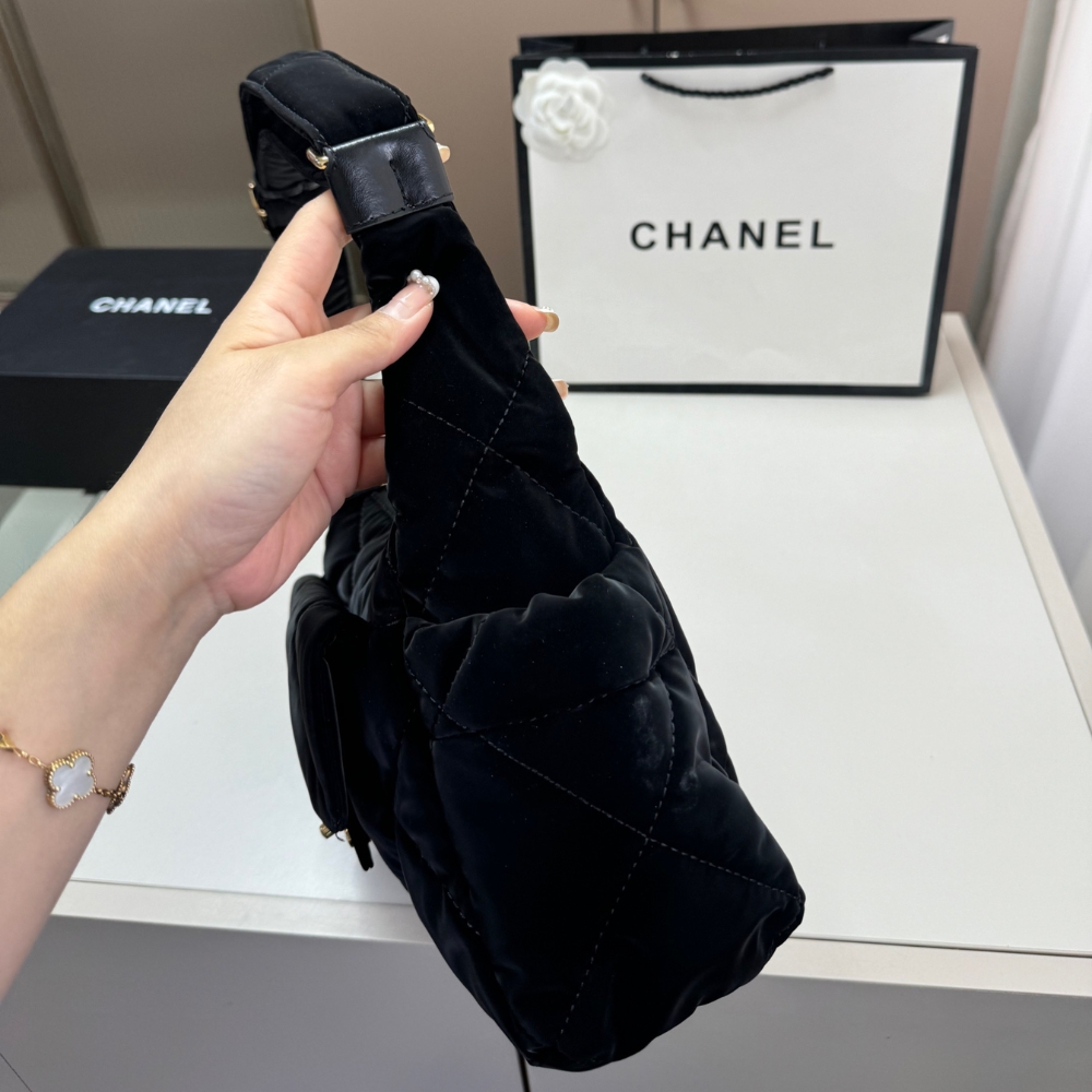 Chanel Large Bowling Bag Velvet Effect Nylon Gold Tone Metal In Black 27Cm AS5054 B21379 94305 - Image 5