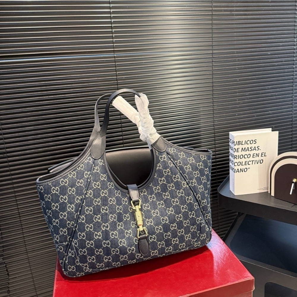 Alternative view of Gucci Mercato Medium Tote Bag Denim Navy Blue 36Cm