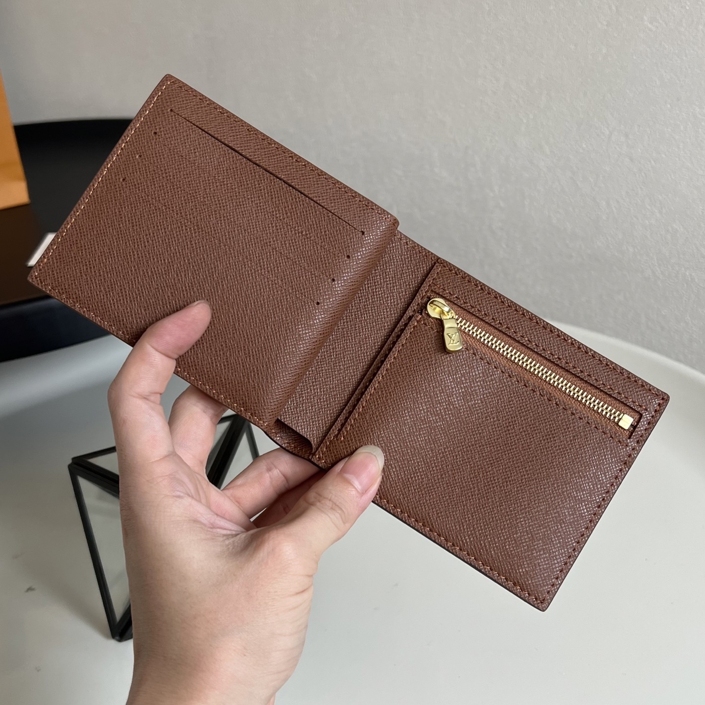 Louis Vuitton Amerigo Wallet Brown 12Cm - Image 6