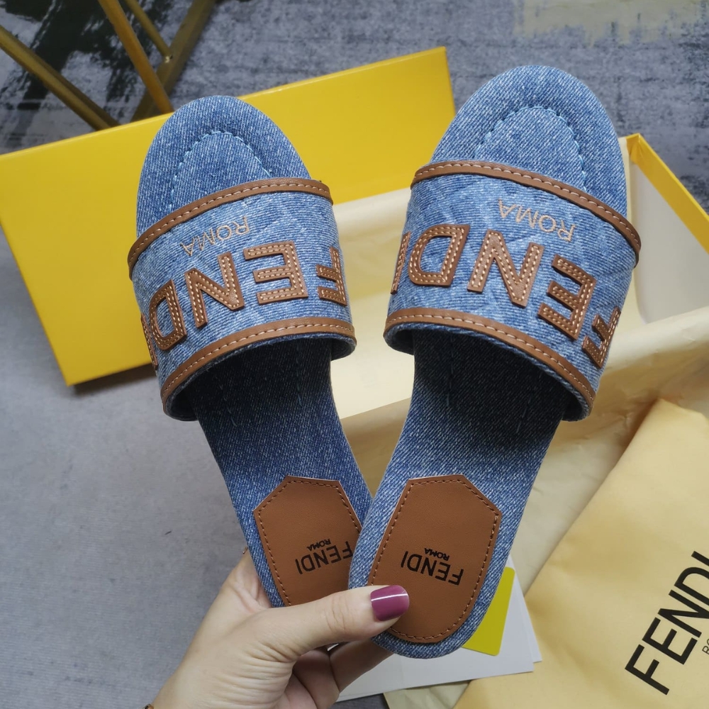 Fendi Signature Denim Light Blue 8R8092AOLIF1KOO - Image 7