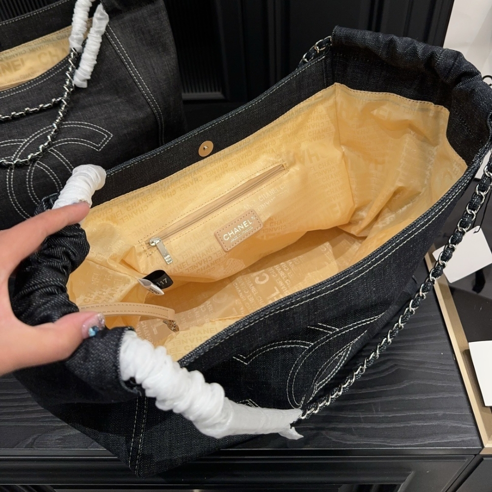 Chanel Coco Cabas Shopping Bag Denim Dark Blue 36Cm - Image 9