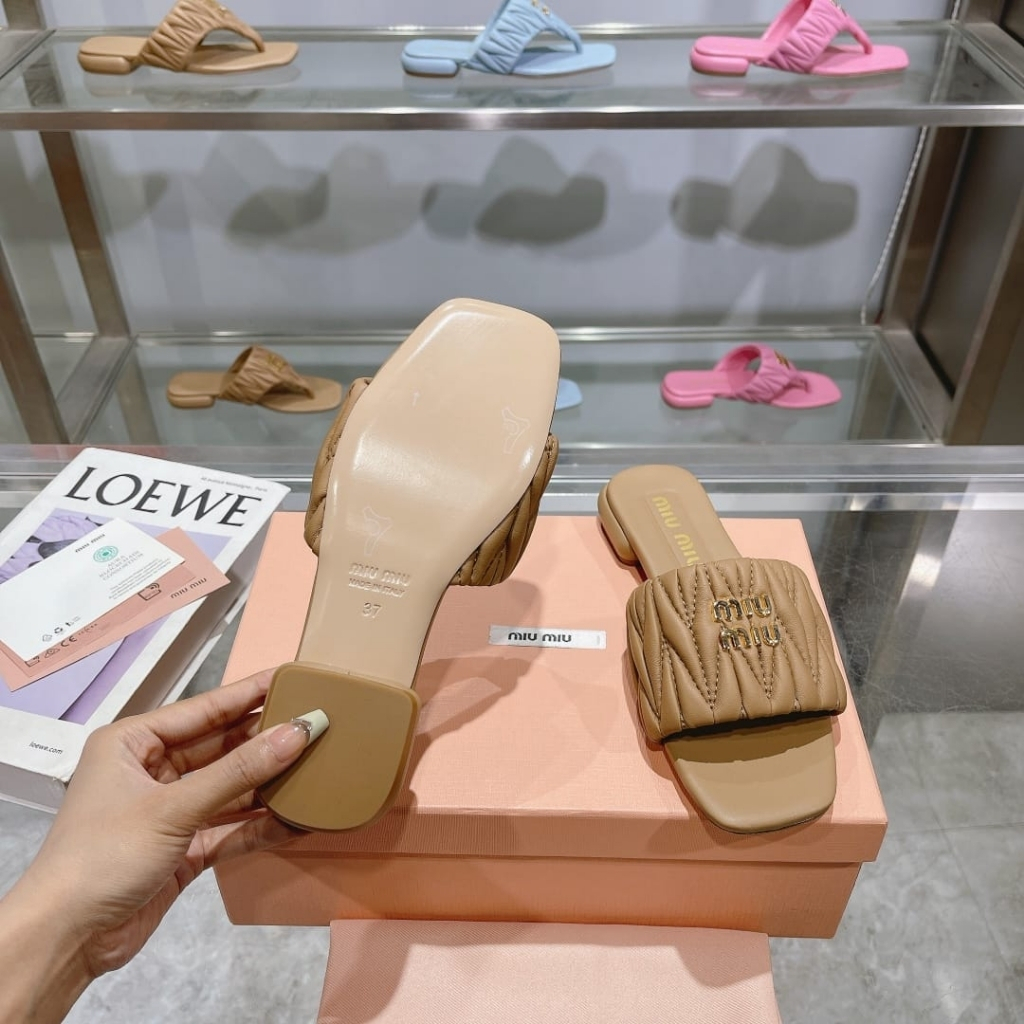 Miu Miu Matelassé Nappa Leather Slides Sand Beige 5XX605 88T F0036 F 010 - Image 4