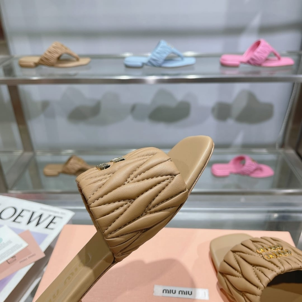 Miu Miu Matelassé Nappa Leather Slides Sand Beige 5XX605 88T F0036 F 010 - Image 3