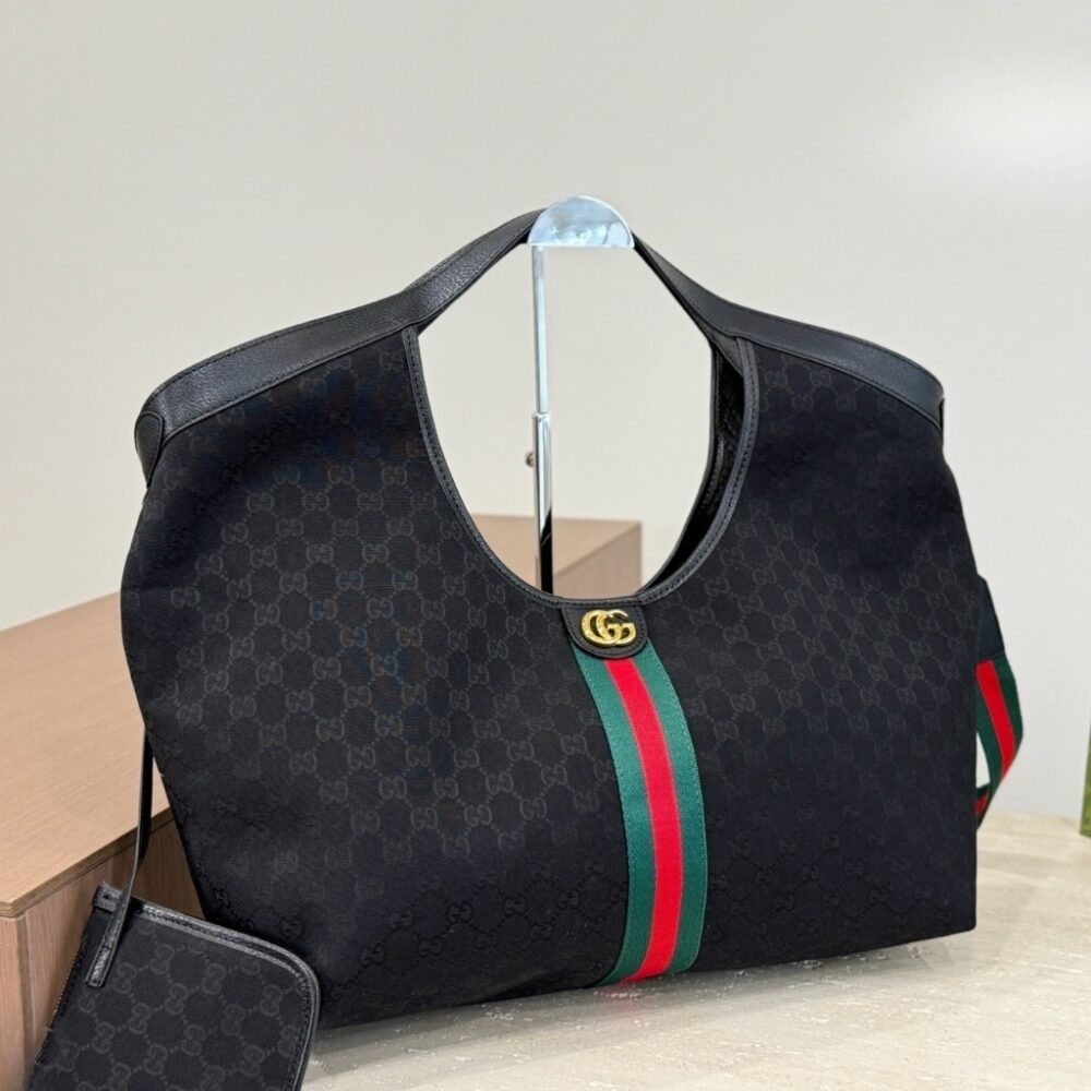Alternative view of Gucci Giglio Large Tote Bag Black GG Canvas 41Cm 853971 FAFWA 1053
