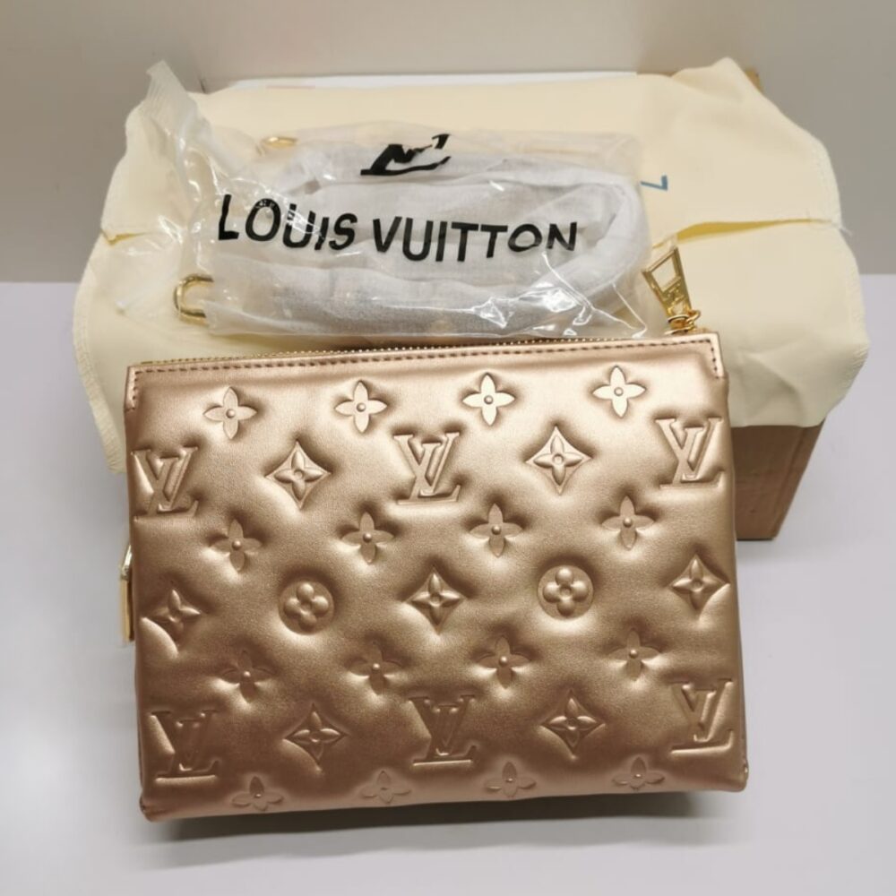 Alternative view of Louis Vuitton Coussin Bag Gold 21cm M21148