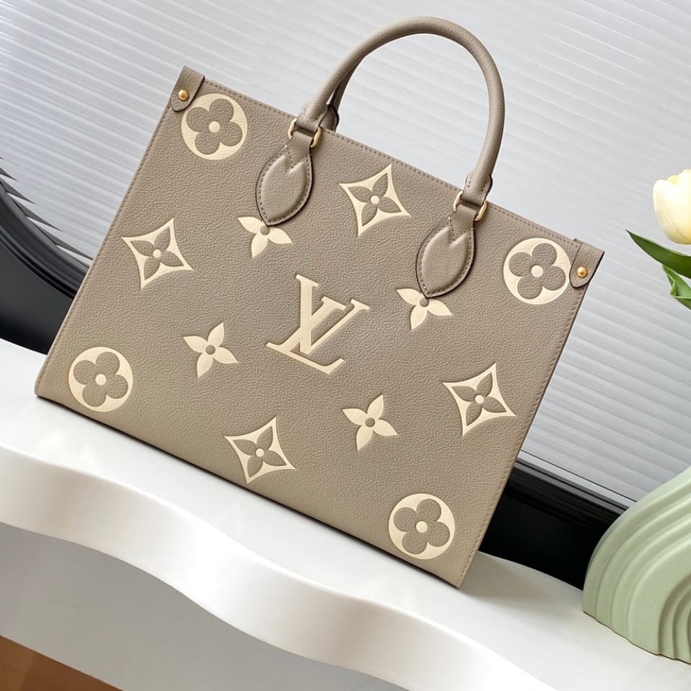Alternative view of Mirror Quality - Louis Vuitton Onthego MM Tourterelle Grey 35Cm M45494