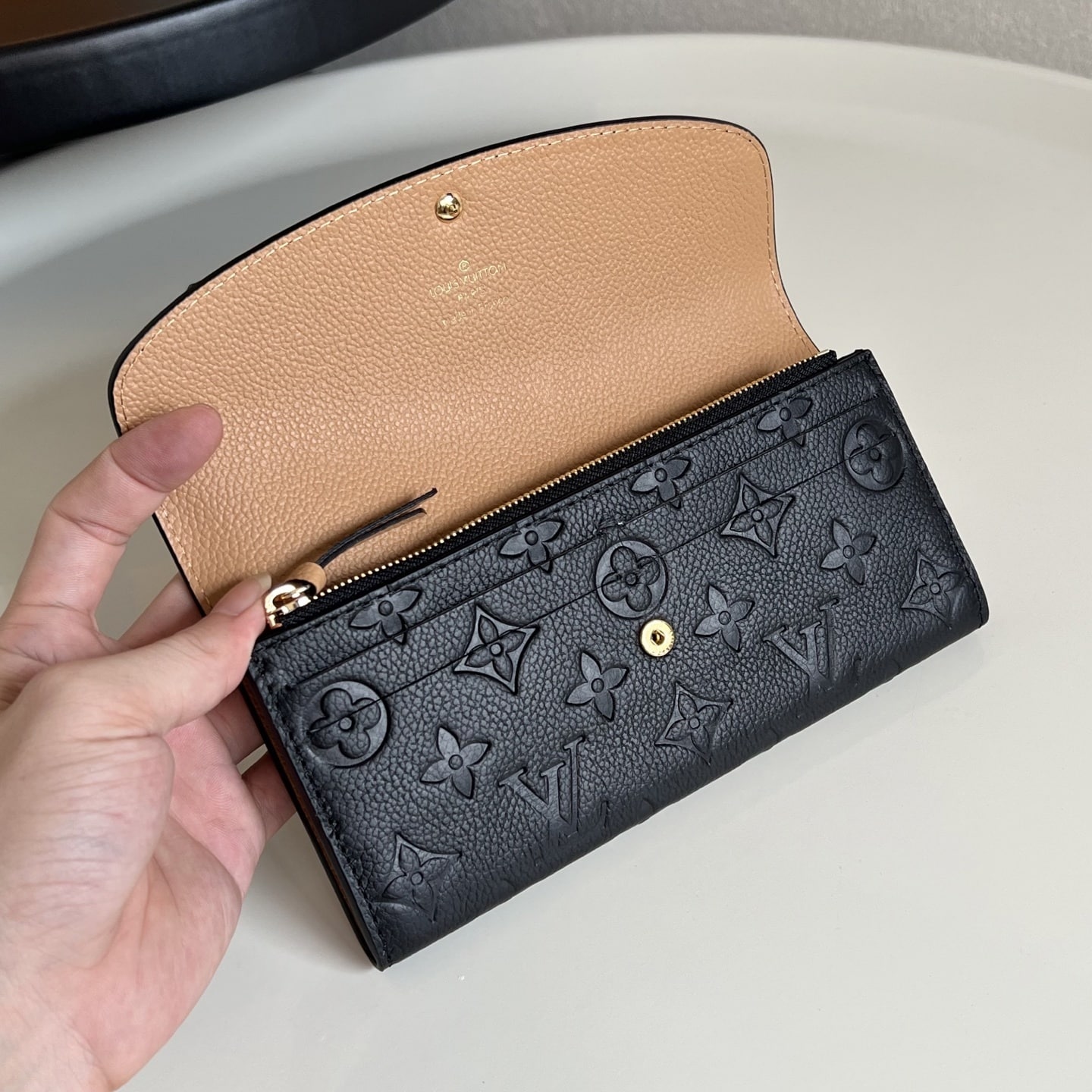 Louis Vuitton Emilie Monogram Empreinte Leather Wallet Black 19cm M62369 - Image 8