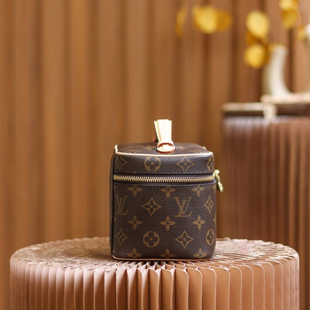 Louis Vuitton Nice Mini Monogram Canvas Brown 20Cm M44495 - Image 3