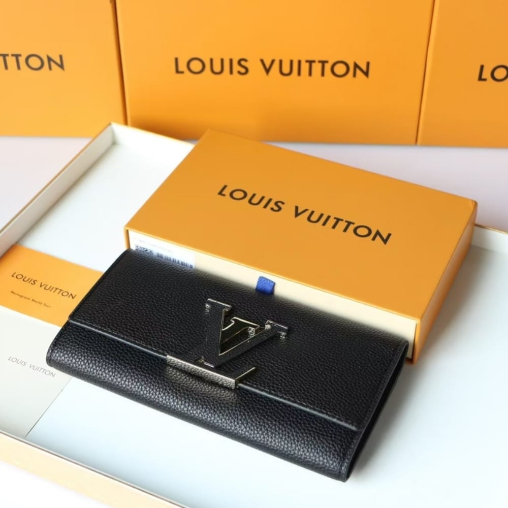 Louis Vuitton Capucines Wallet Black 20cm M61248 - Image 4