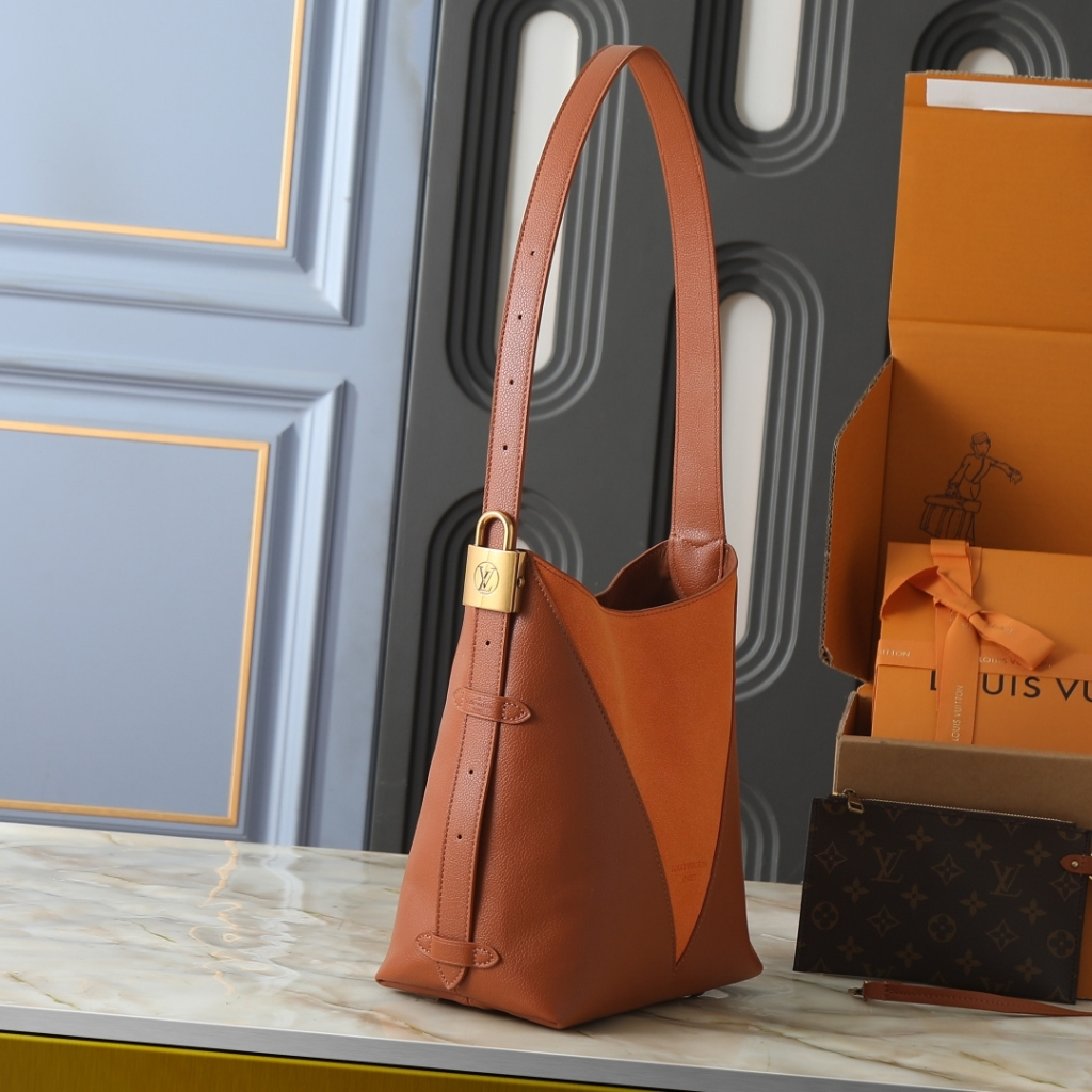Louis Vuitton Low Key Hobo MM Grained And Suede Hobo Bag Cognac 28cm M29156 - Image 4