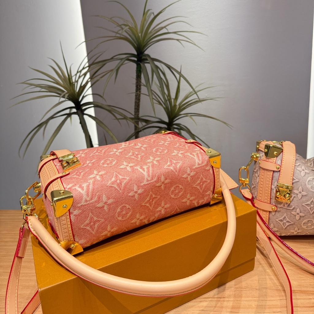 Louis Vuitton Side Trunk MM Monogram Emblème Shoulder Bag Pink 23cm - Image 4