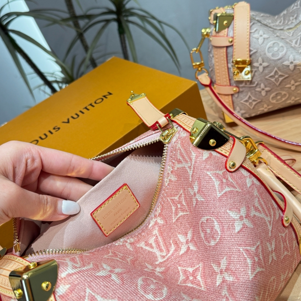Louis Vuitton Side Trunk MM Monogram Emblème Shoulder Bag Pink 23cm - Image 5